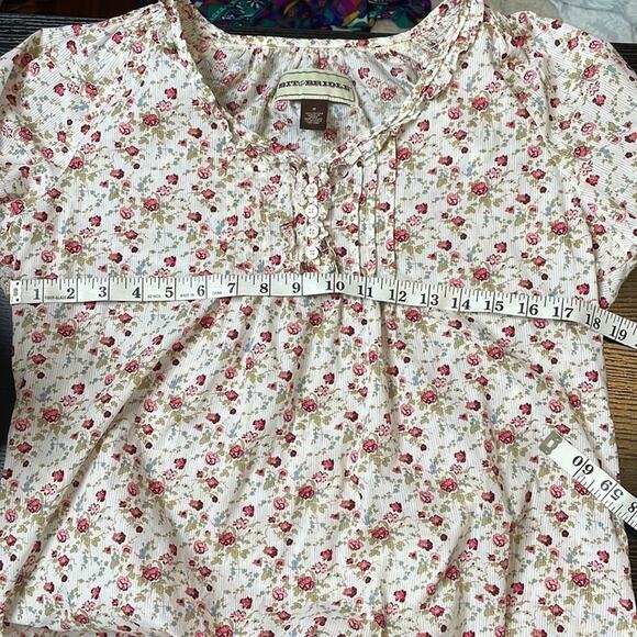 Bit & Bridle floral prairie style lightweight cotton blouse - Picture 7 of 9